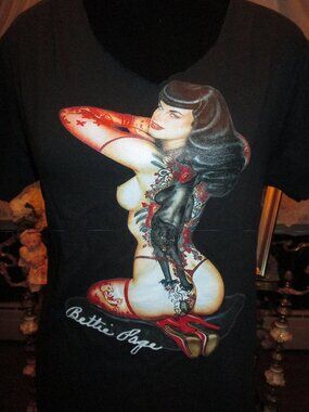 Bettie Page Tee